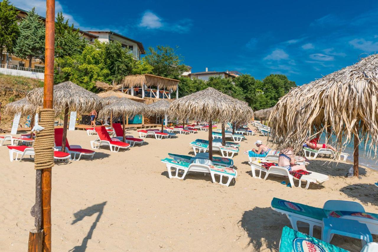 Iris Beach Hotel Sveti Vlas Exterior photo
