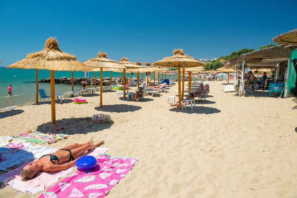 Iris Beach Hotel Sveti Vlas Exterior photo
