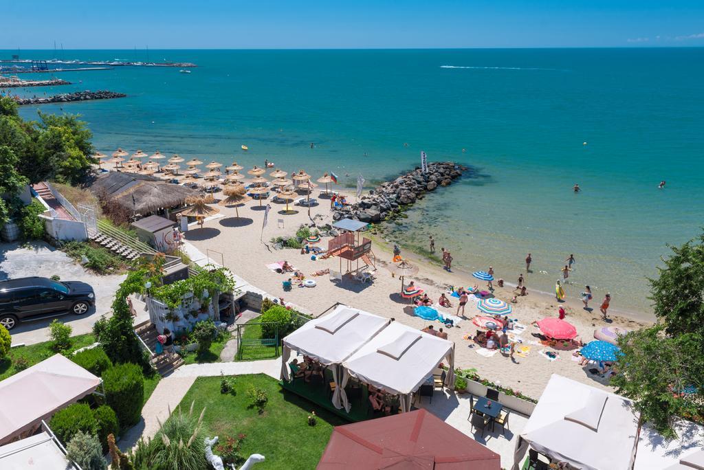 Iris Beach Hotel Sveti Vlas Exterior photo