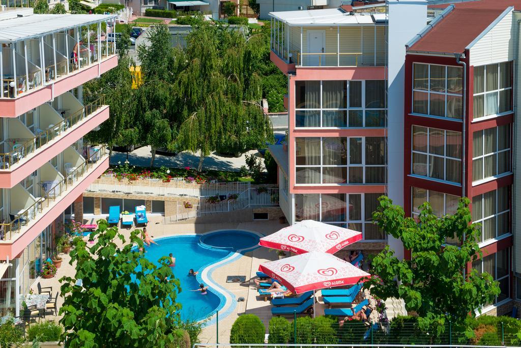 Iris Beach Hotel Sveti Vlas Exterior photo
